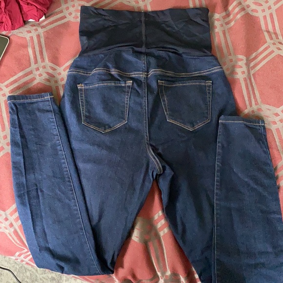 *Two* like new maternity jeans - Picture 4 of 8